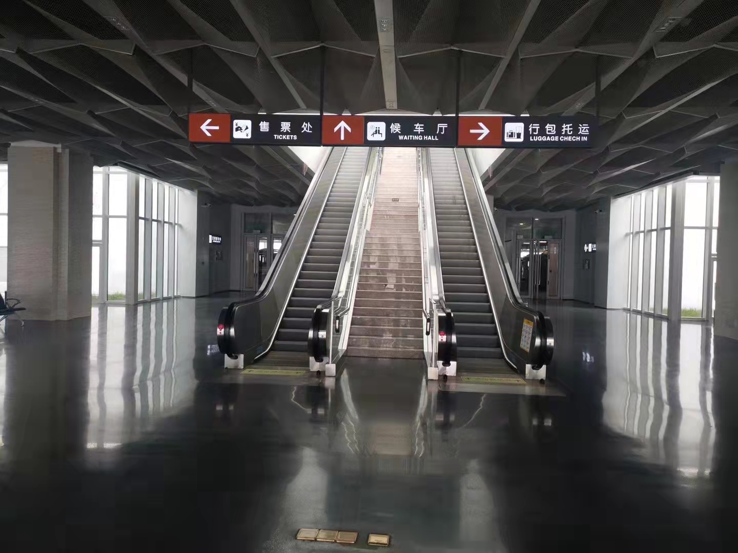 江苏无机磨石,淮安磨石地坪,无机磨石图片
